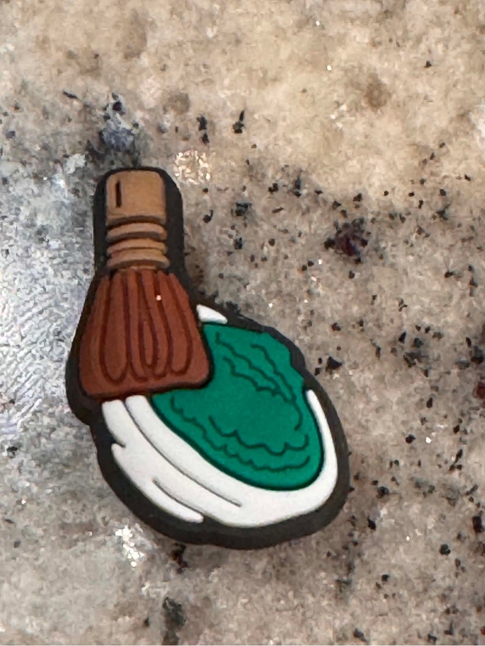 Croc charm Green and White Matcha Brush